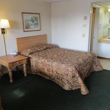 Pine Crest Motor Lodge Holly Springs Buitenkant foto